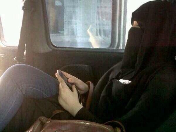 k1m12012's tweet photo. أتمنى الآن خال يلحس كسي http://t.co/zF6fhhNIWJ