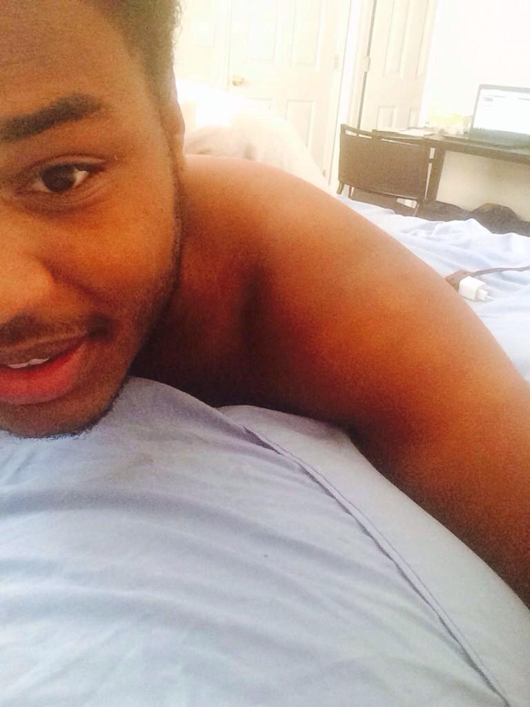 TrePrinceIPas2's tweet image. My job is amazing , how about yours? 9-5 is not for me. I work on my own time 🙌