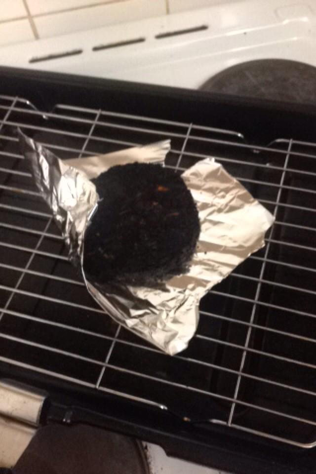 JayminiProblems's tweet photo. It's not burn, just extra flavour. #masterchef #JamieOliver #JayminiOliver http://t.co/VUfSNF97Us