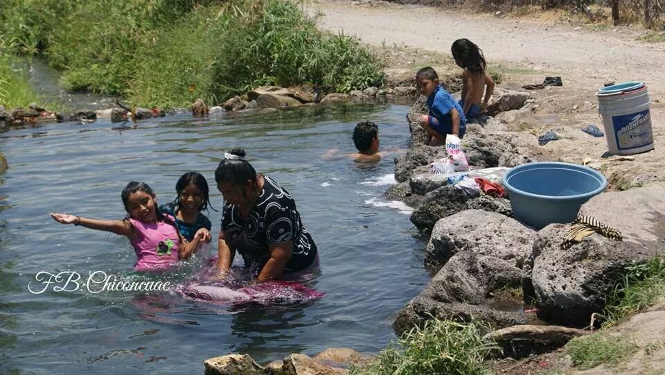 xochitepecmor1's tweet photo. Ya casi es temporada de calor, ¿quien a visitado "la poza del burro"?.
 Ubicado en #chiconcuac http://t.co/Qr5J8RrX21