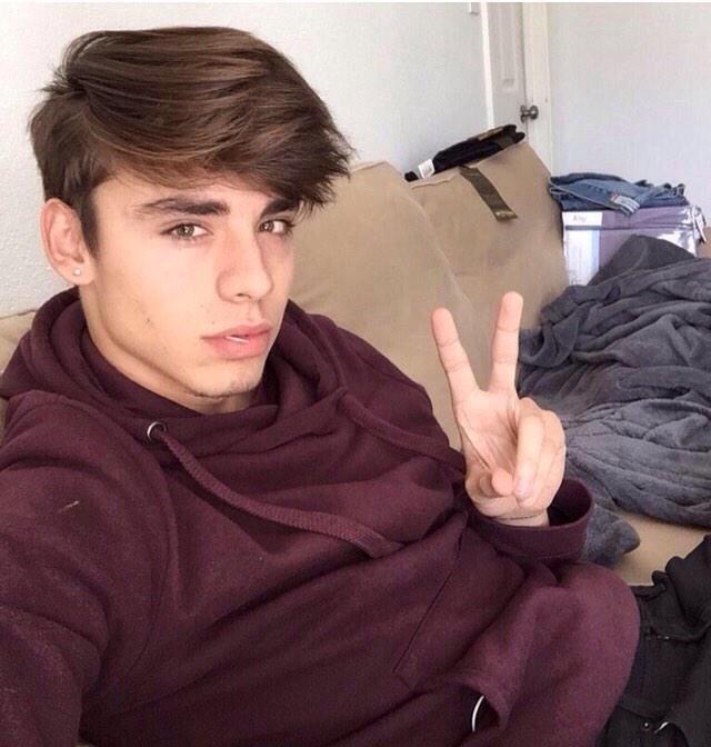 isaacrpgmis's tweet image. ✌️