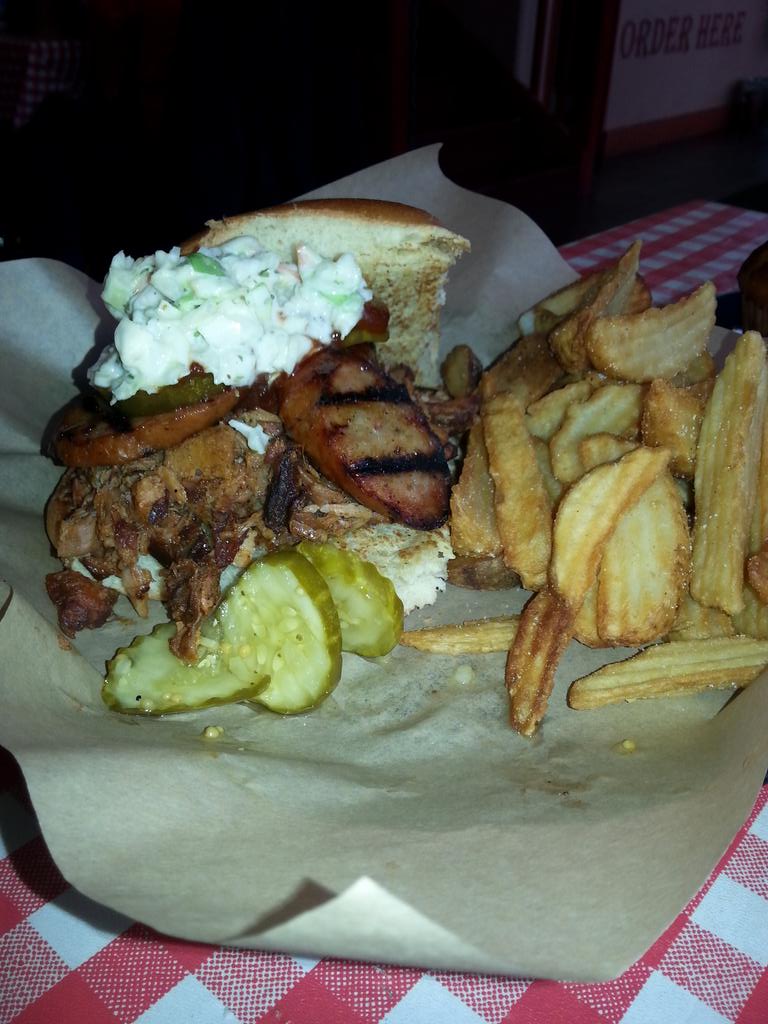 PolkCp's tweet photo. Famous Dave's http://t.co/ypH5WQMkWw