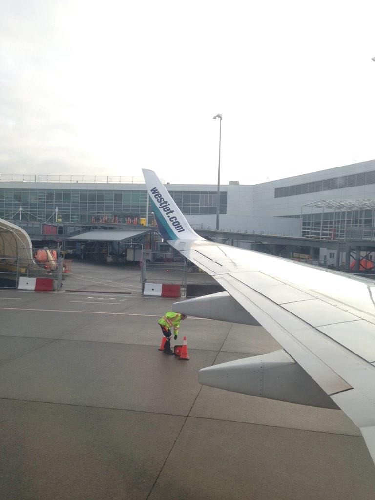 RRC_GNCTR_2015's tweet photo. Finally on our way home #YVR to #YWG #gnctr2015 #Tobogganauts #SeeYouAllNextYear http://t.co/bqP9cGJthu