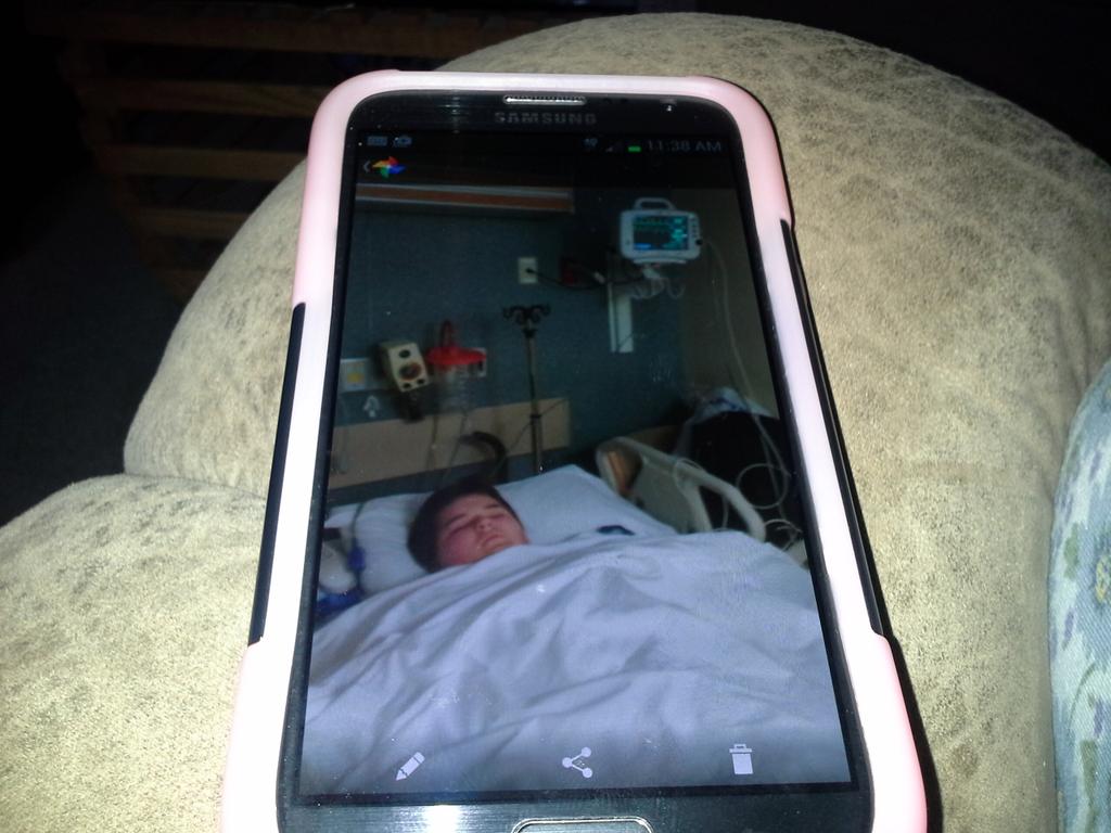 rodgers_cinda's tweet photo. @PlainviewCoC @BenandTravis @CYConline  go fund http://t.co/X38tci8pS5 for steven k rodgers battling rare heart dis http://t.co/0ibZJiaGlp