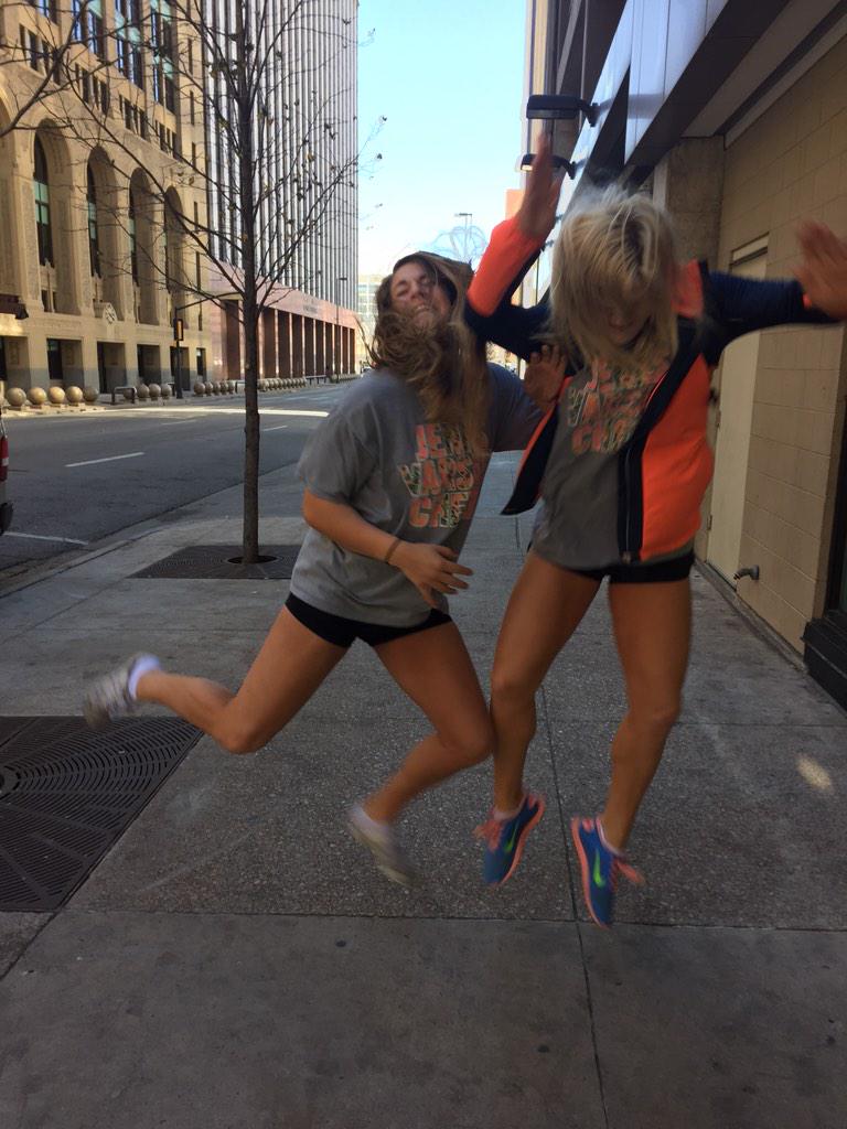 jeddywap_'s tweet photo. fun in the city #dallasfun #jumpingpics #windy #cheer #selfconfidence http://t.co/JLXl5HacmB