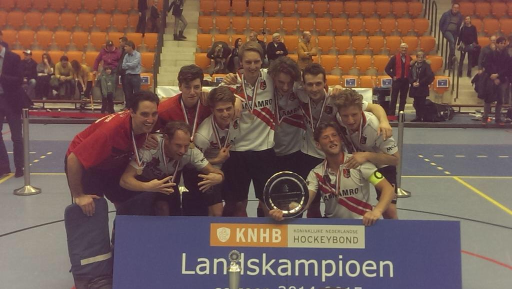 LANDSKAMPIOEN! BAM!! #bazen <a href="/nickileijs/">nicki leijs</a> <a href="/teunrohof/">Teun Rohof</a> <a href="/Jwbuissant/">Jan-Willem Buissant</a> <a href="/LaurensGoedegeb/">Laurens Goedegebuure</a>