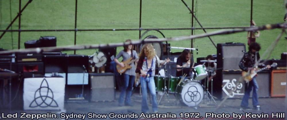 zepboys's tweet photo. Happy Australia Day !
#LedZeppelin #zepboys http://t.co/cbZnEMeQLQ