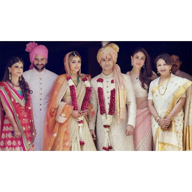 bolly_break's tweet photo. The Royal Pataudi Family.. From left : Saba Ali Khan, Saif Ali Khan, Soha ali Khan, Kuna... http://t.co/F4VQvol1bX http://t.co/GLUEnyp3Ez