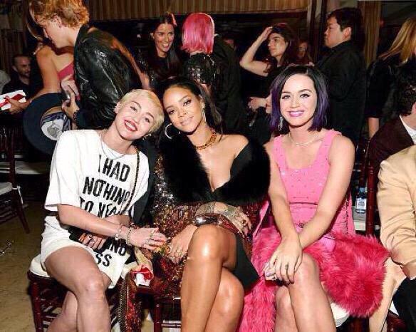 PerryReactions's tweet image. Sorry but I had to.