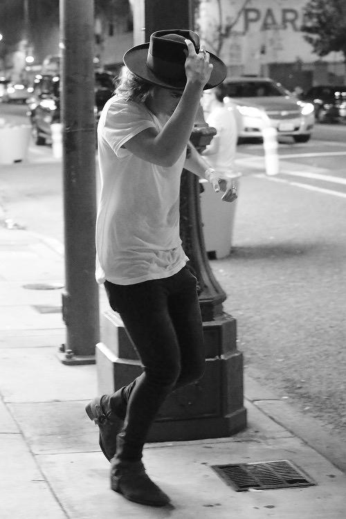 bstharrypics's tweet photo. http://t.co/i5yo3izV3G