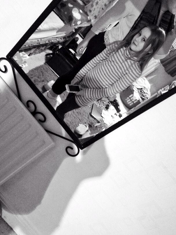 molly_elsmore's tweet photo. Cousin👧 http://t.co/oH0CQ0dN2v