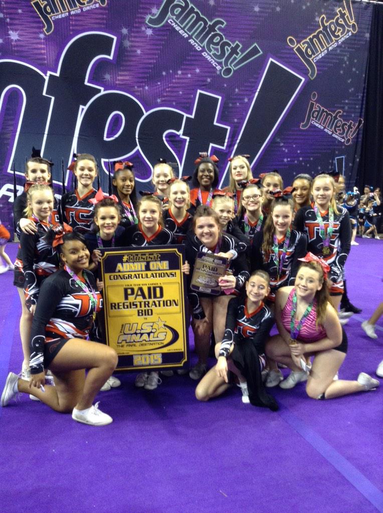 theusfinals's tweet photo. Jamfest paid bid winners! http://t.co/bxoVDksITS