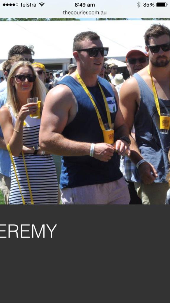 ttoose's tweet image. @scottdbartlett look at the setup on this bloke at beer fest on the weekend #shredder #muzzing @charlesedmons