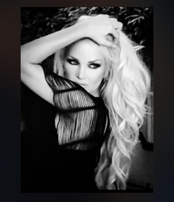 Keep On Pushing &amp; Never Look Back!!   2015 is Our Year!!! http://t.co/4ogeSgHUjc<a href="/tag/humpday"class="tags"><span>#humpday</span></a><a href="/tag/playboy"class="tags"><span>#playboy</span></a><a href="/tag/playmate"class="tags"><span>#playmate</span></a><a href="/tag/prettyparanorm"class="tags"><span>#prettyparanorm</span></a>
