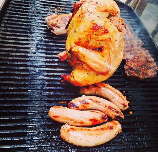 Ya la gente de <a href="/BBQComplete/">OFICINAS 56</a> están preparados para los CARNAVALES, preparate tu también...