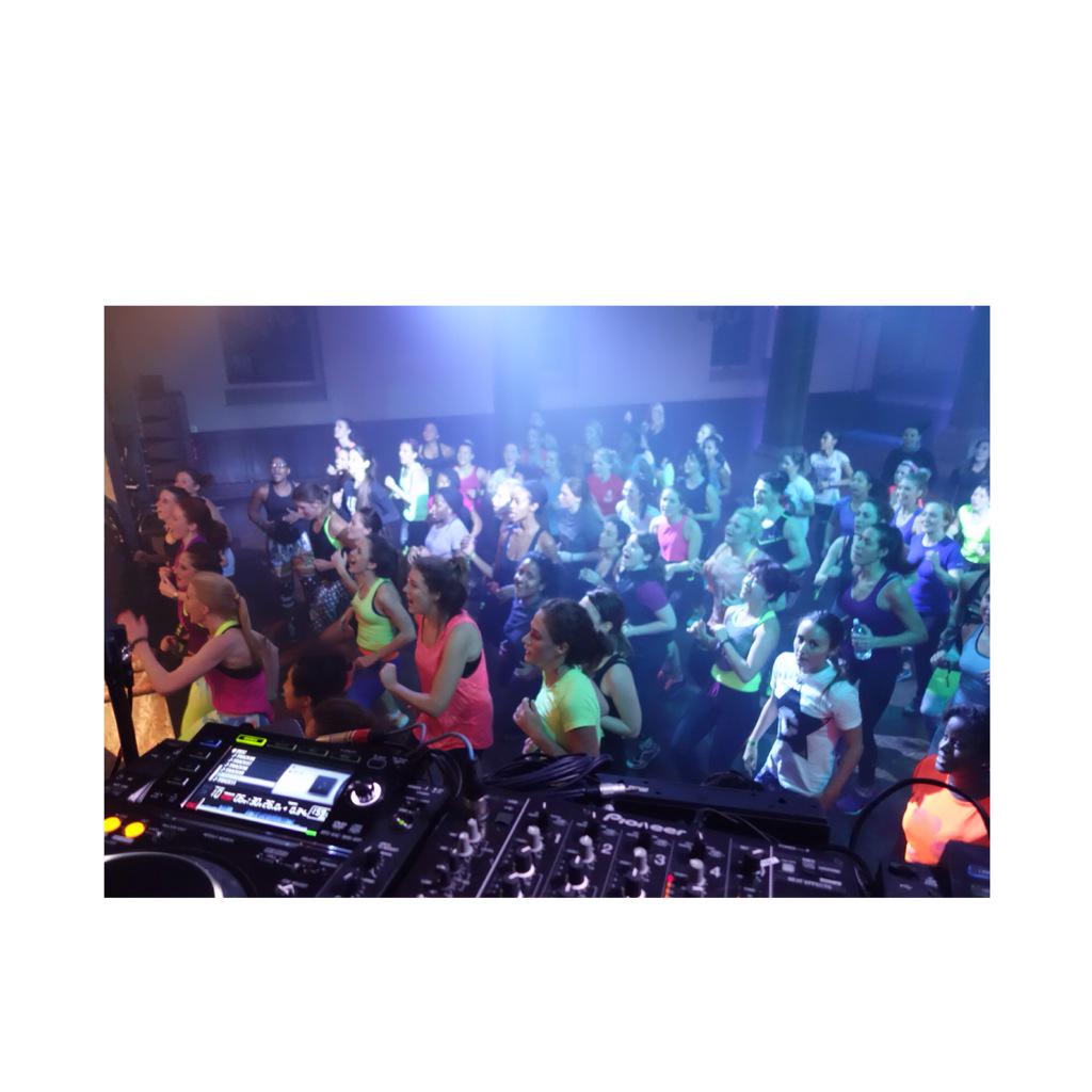 neevkspencer's tweet photo. Highlight of the weekend DJing for @NikeUK @nikewomen #ntcweek those 3 classes were epic! http://t.co/gXo8Rf1zkQ