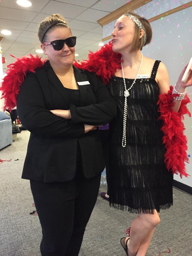 kaylautumn's tweet photo. Loved the murder mystery! And loved being a lady of the 1920s! #flapper #kittycocktail #whodidit? http://t.co/sUQWjLSYt1