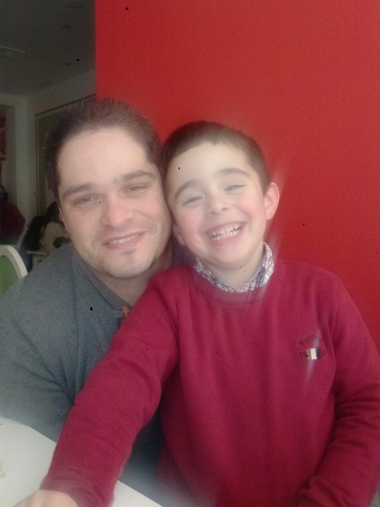 Buen dia cn mis niños!!!:)