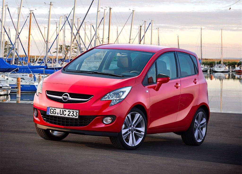 grupoconcesur's tweet photo. ¿Buscas coche pequeño, barato y muy equipado? Ficha el #Opel #Karl http://t.co/9oL1NIFMJ1 #fevimar http://t.co/YASpE2IqBh