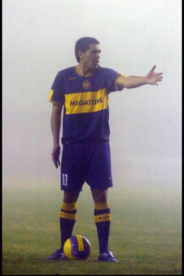 gustavohlopez's tweet photo. Cuando te criticaba xq no hacías la pretemporada,era xq quería q juegues hasta los 40.Gracias por todo Roman! Suerte http://t.co/LTobAYpDGT
