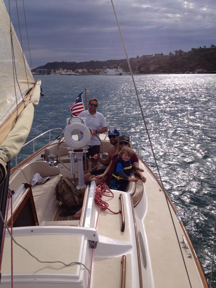 DerekRussellvb's tweet photo. 3 hour tour w #skipper Sean Kelley #madeitback http://t.co/UQSqd7z5oQ