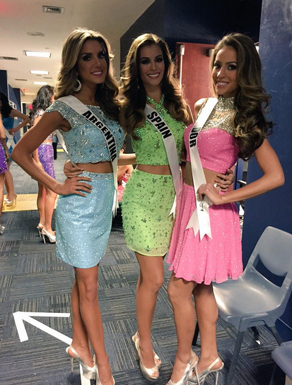 elcomerciocom's tweet photo. #MissUniverse / Miss España, Argentina y #Ecuador listas para la ceremonia »http://t.co/VnTff5byLs http://t.co/SCfb7PEYJ0