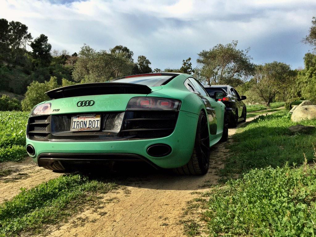 nyjah's tweet photo. Off-roading with @edgarbarrera01😉 #ineedacarwash http://t.co/mJQoUTpzFT