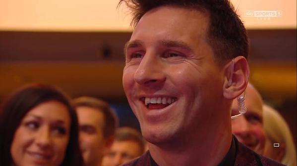 jarm2093's tweet photo. Y el premio de Miss Universo es para: Lionel Messi http://t.co/hcsyWJxAj3