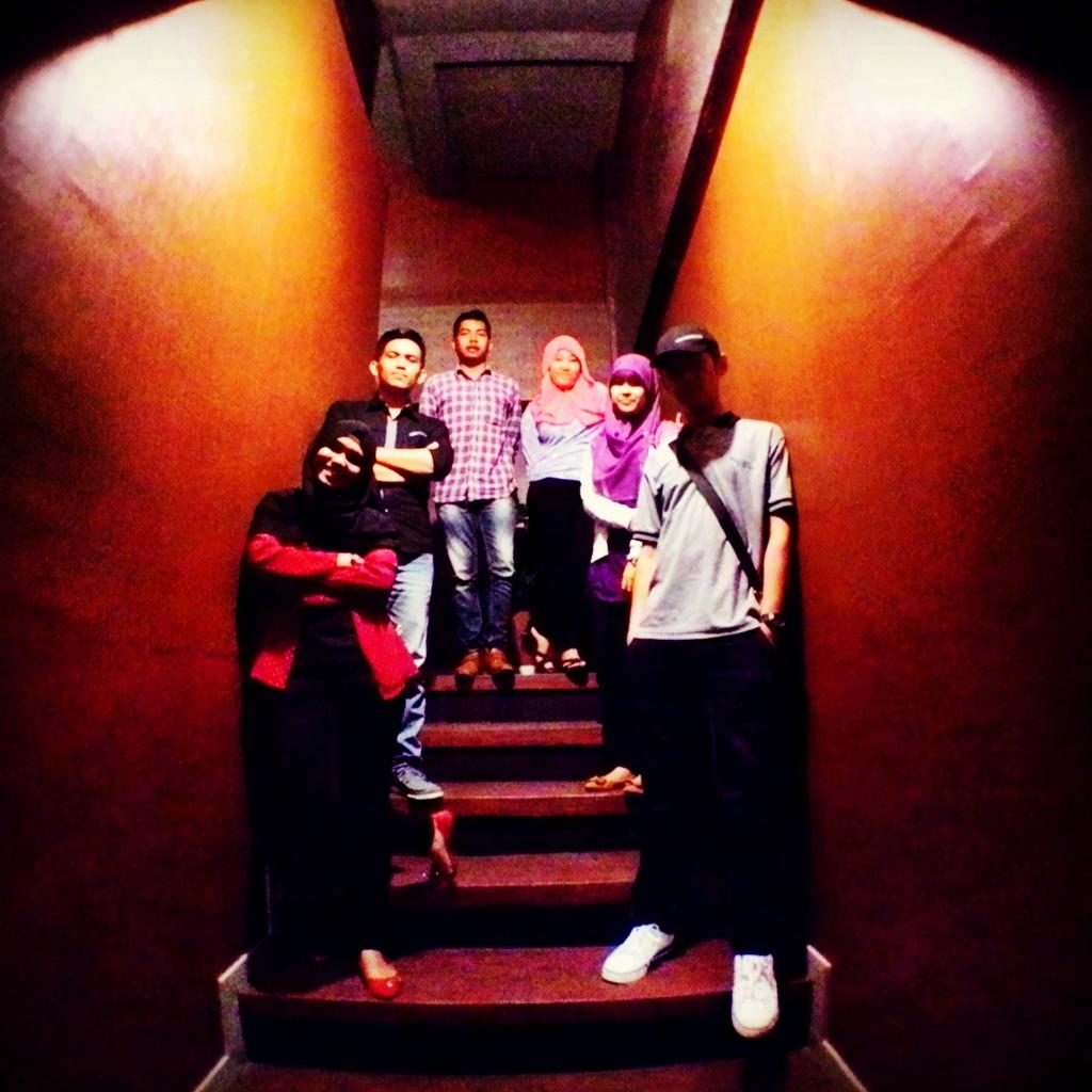 agung_satria45's tweet photo. Malapeh taragak jo kawan lamo 
:D
cc @BGasadena @arriichiro  @risakojaicha @ReskiFauzi @whie_la at All Star Karaoke http://t.co/lABC5UkyC8