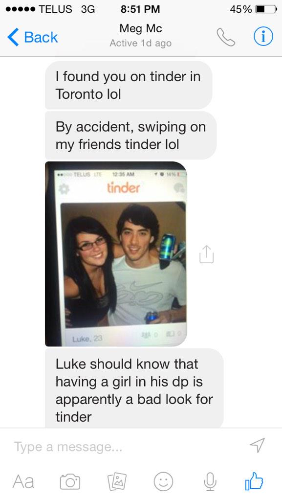 bnbennett08's tweet photo. Hahaah, what are the odds that someone I know from high school would find this #smallworld #ohluke #hellotinder http://t.co/UnSfatwFh9