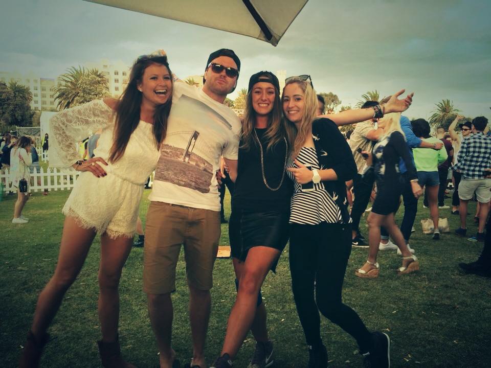 miss_linagrant's tweet photo. We go alright @CatAKAKate @LawsonReeves91 @Stellvadore #forthelove http://t.co/QFQWr1HCHZ