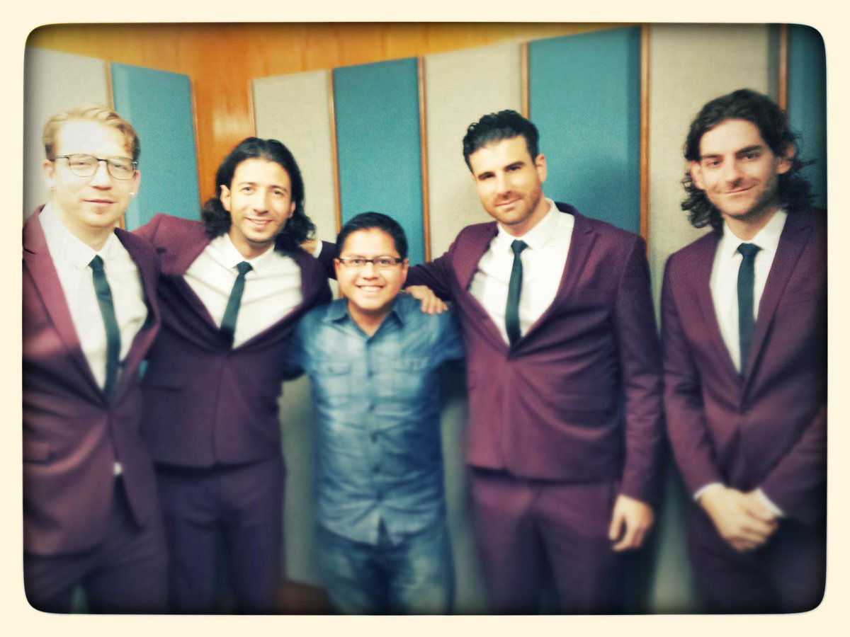 Albert_locutor's tweet photo. Yes of course... @ournameisMAGIC #ThanksForEverythingGuys @Oye897 is your house. #EPDTLE2015 was incredible with you! http://t.co/QACda65lXb