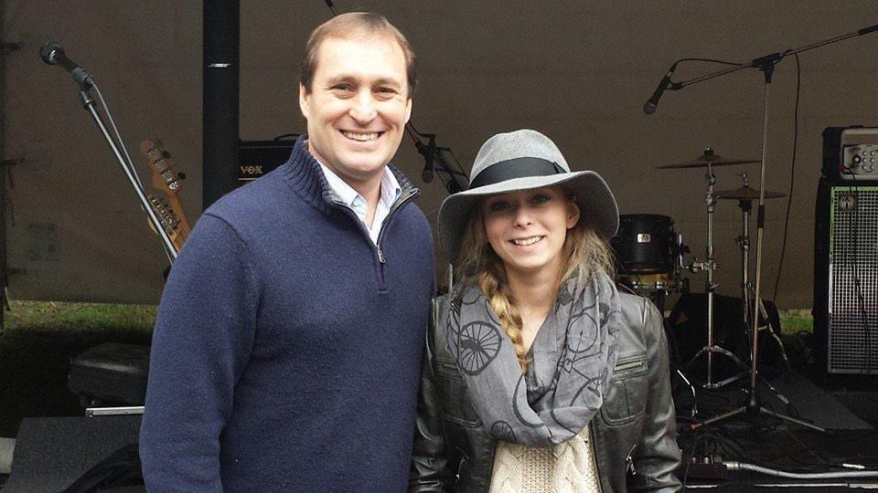 HepperT68's tweet photo. @MMadryga hanging with celebrity @EmmaAlvesMusic during the @alzheimerssoc walk for memories #great cause #globaltv http://t.co/Q1v0r4iJYL