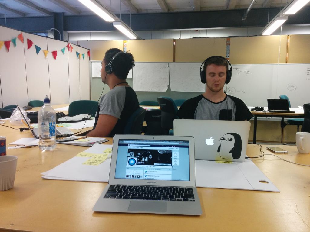 sam__rye's tweet image. Hanging out with @NotThatSmith &amp;amp; @AlexWhitcombe whilst they 'dogfood' their #YOMO prototype :) #LifehackLabs