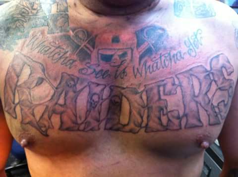 RaidersInk's tweet photo. Chest piece. #RaidersInk #OaklandRaiders #Raiders #RaiderNation http://t.co/C26lwMwK5M