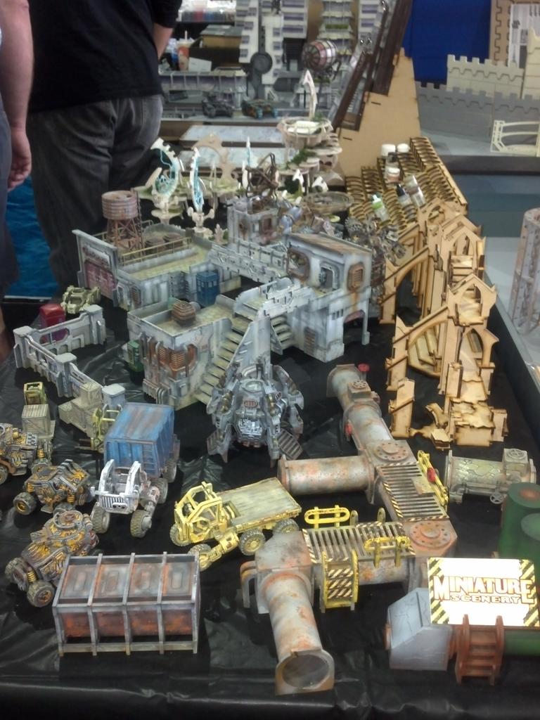 ExManus's tweet image. #cncworkshop has made me into a convert for laser-cut miniature scenery at #cancon2015