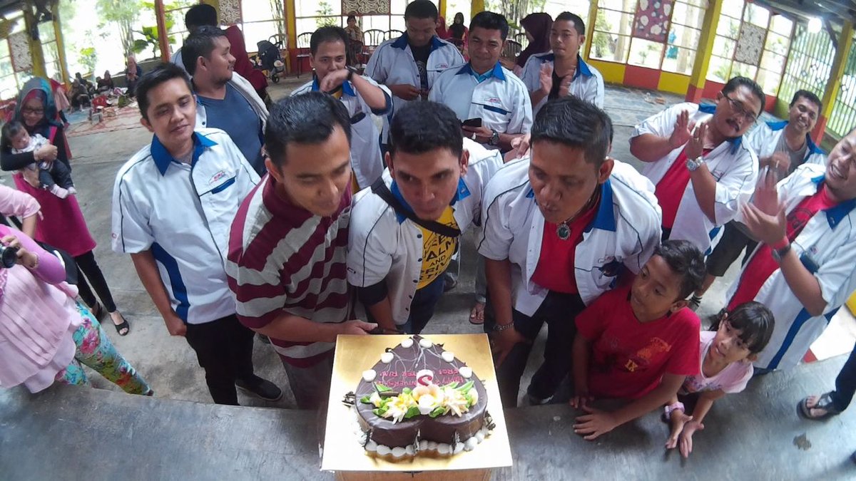 erciriau's tweet photo. HUT ke-2 ERCI Chapter Riau Minggu 25 Jan 2015 di Alam Mayang http://t.co/7GfkRKRMfh