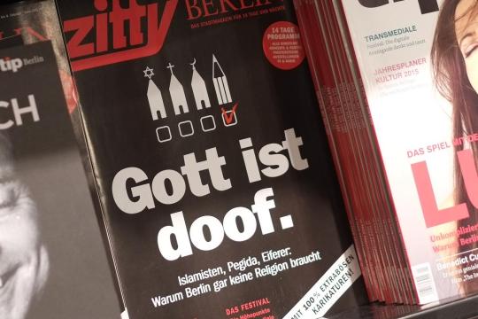 Wer das liest, ist Gott (siehe Bild).