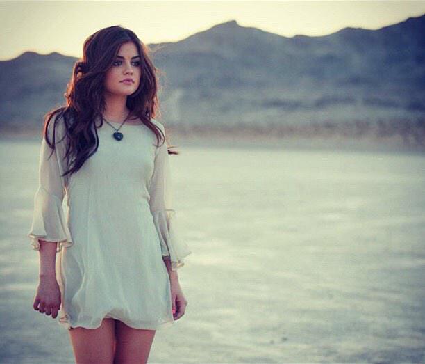 SlapThat_'s tweet image. From sweet to sexy REAL quick