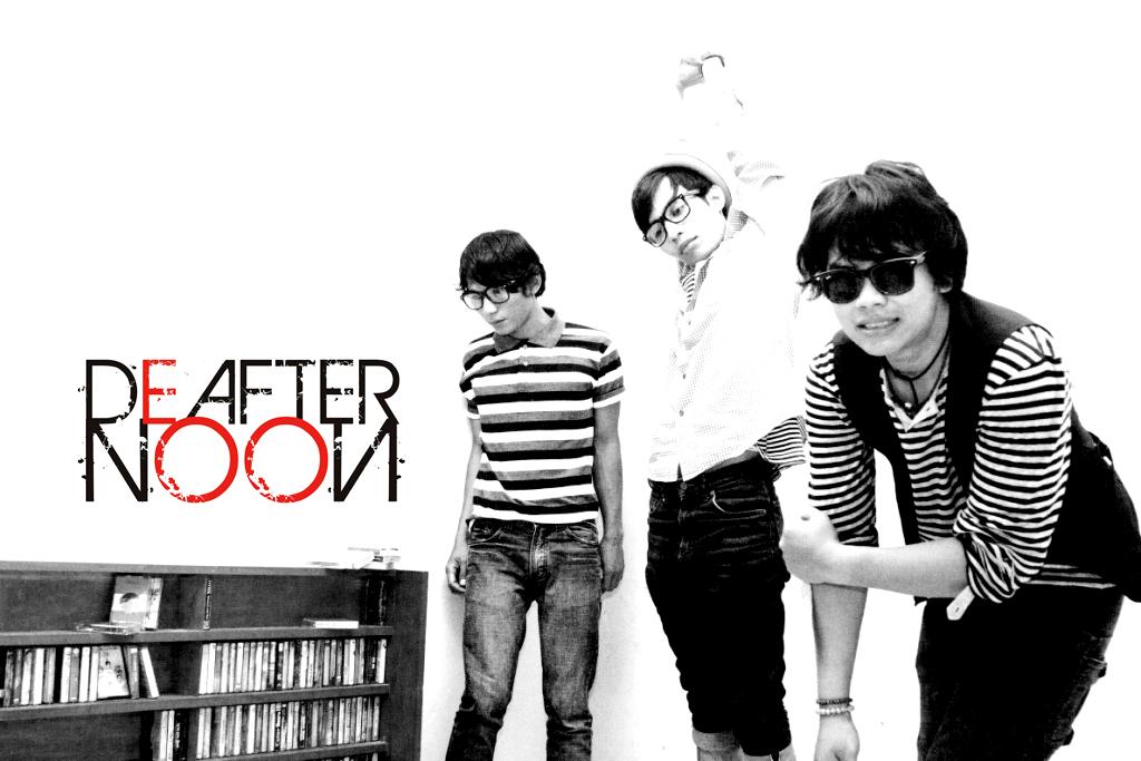 indieXYZmusic's tweet photo. On repeat: "When I Fallin In Love" by @De_Afternoon http://t.co/CJevBb3y3Q http://t.co/cPtJEEpyif