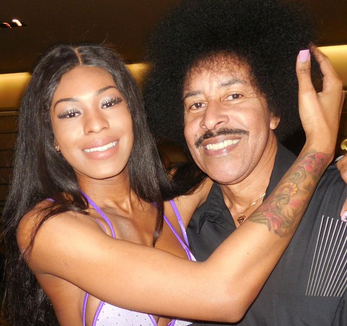 Watch ɴᴀᴅɪᴀ ᴊᴀʏ in Miami's leaked NSFW photo on TwXstars