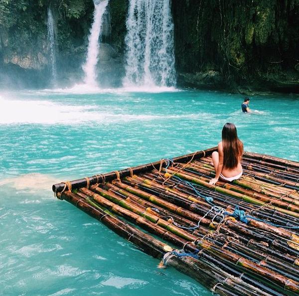 _Paisajes_'s tweet photo. Las Cataratas de Kawasan,  isla de Cebú, Filipinas. http://t.co/Dqde5Dqa3Y