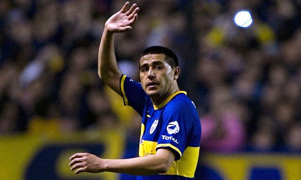 fotbollskanal's tweet photo. Trista besked för alla som älskar finess och teknik. "Jag slutar med fotboll", säger argentinske Juan Roman Riquelme. http://t.co/fCdoRpQ8RQ