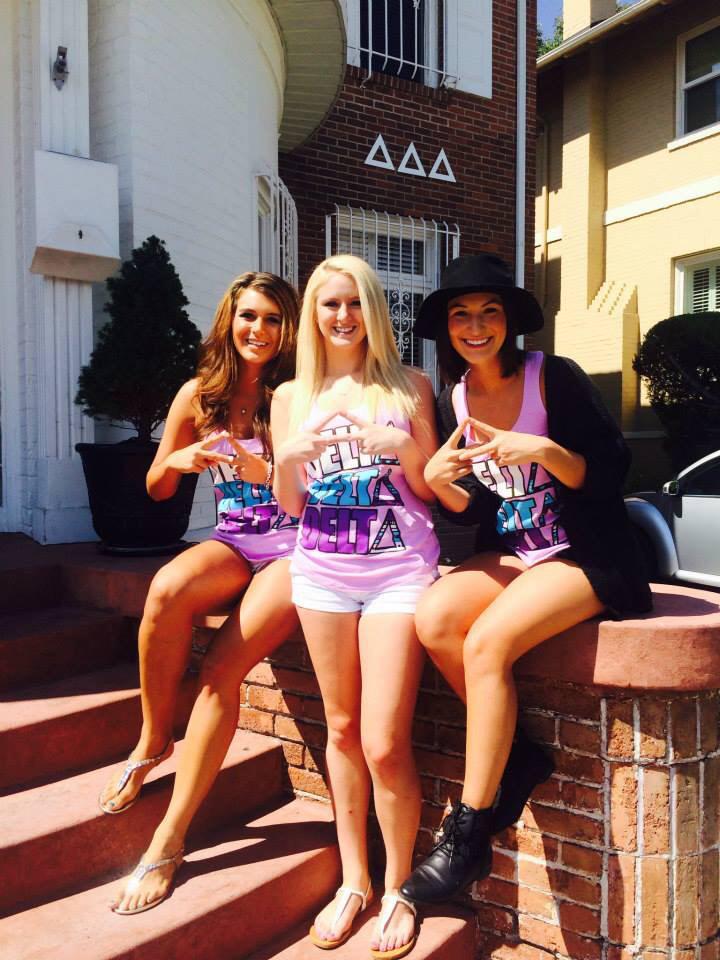 aliecorin's tweet photo. Take me back to warmer weather and a less stressful semester #TriDeltProblems #LastRecruitment #TriDeltaReno http://t.co/BpKZLT3KVm
