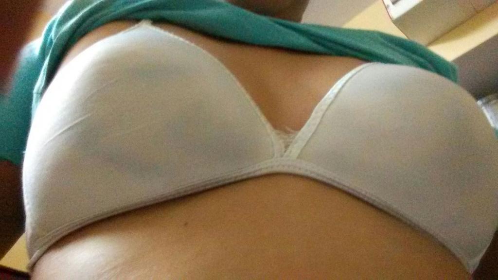 imnaughtygal's tweet photo. Wanna see them guys...?? Give me 5000 followers ...n those ll b urs ..... http://t.co/sJbJRTntxn