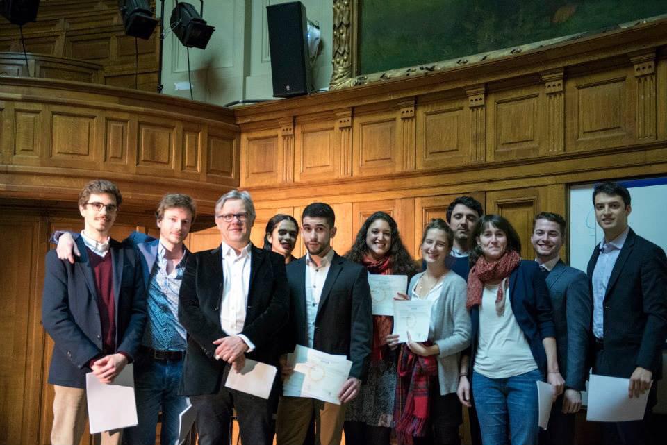 LiesMessatfa's tweet photo. Félicitations aux diplômés de la promotion 2014 du master Affaires publiques @SorbonneParis1 ! #SorbonneAp #Sorbonne http://t.co/eO6P0kZviV