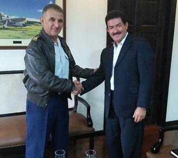 Municipio_Bucay's tweet photo. En la guerra del Cenepa fuimos bien representados, por un Gran Bucayence digno de admiración. Raul Banderas Dueñas. http://t.co/ULqlg4zenW