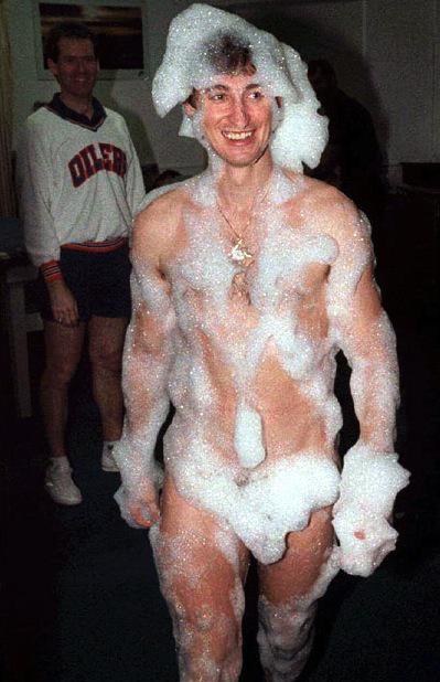 Happy birthday Wayne Gretzky!  