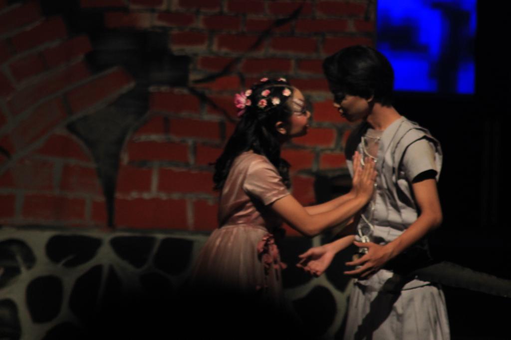 Teater Jubah Macan tweet media