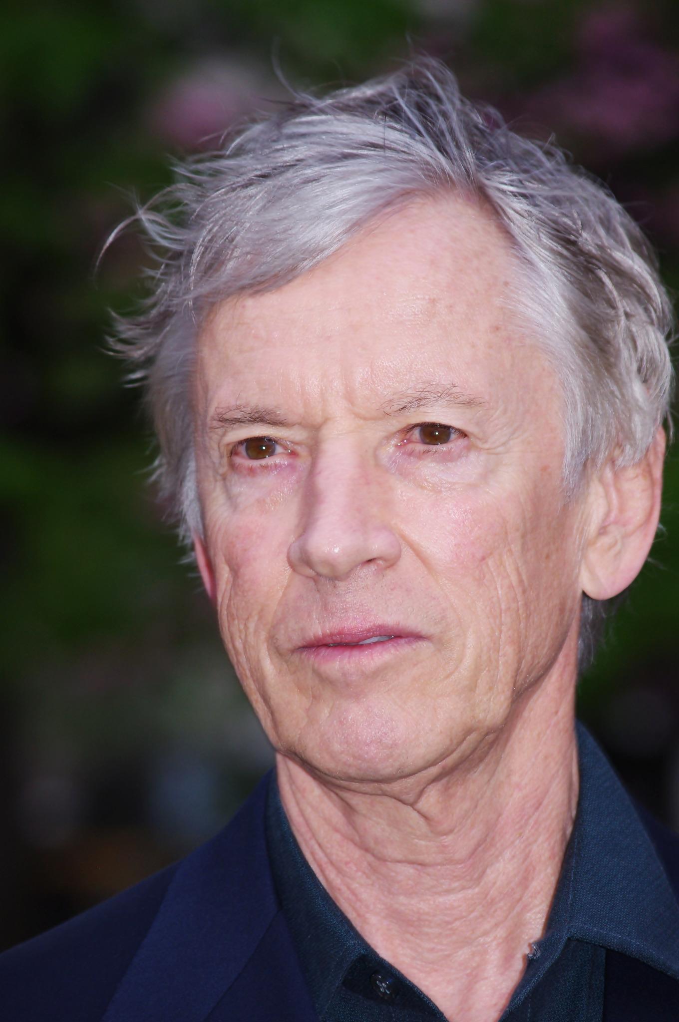 Scott Glenn, todo un veterano en la gran pantalla, cumple hoy 71 años.
Muchas felicidades. Happy birthday! 